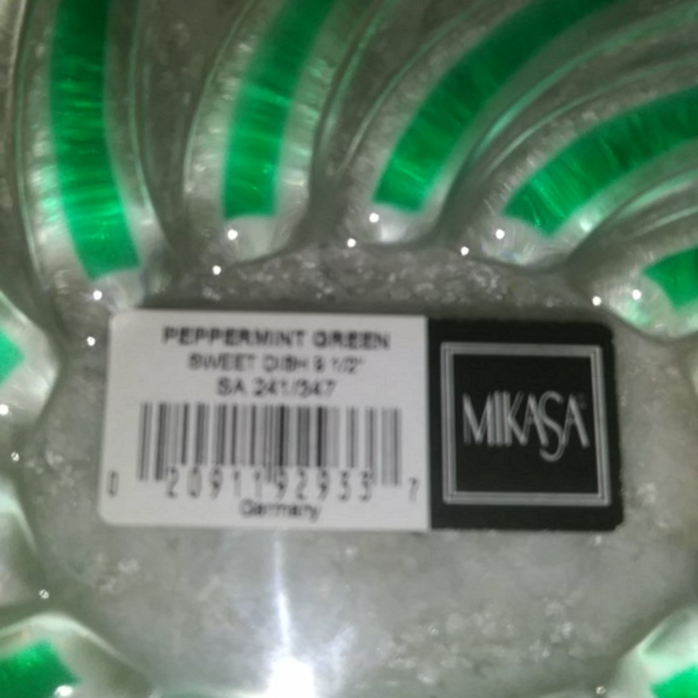 Mikasa green peppermint sweet dish - Picture 3 of 3